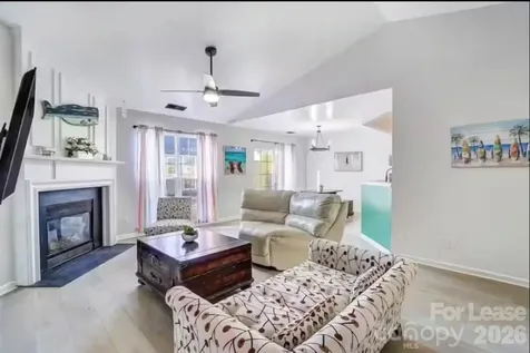 2514 Caprock Court Charlotte NC 28213
