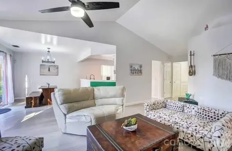 2514 Caprock Court Charlotte NC 28213