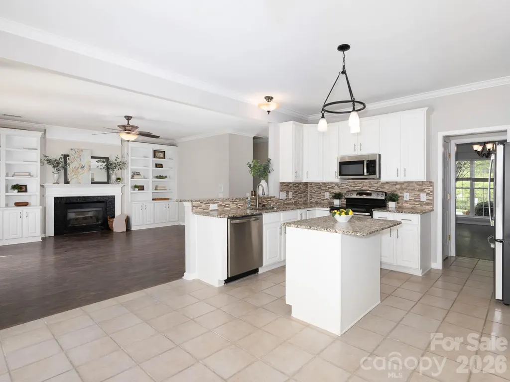 268 Glencoe Lane Mooresville NC 28117