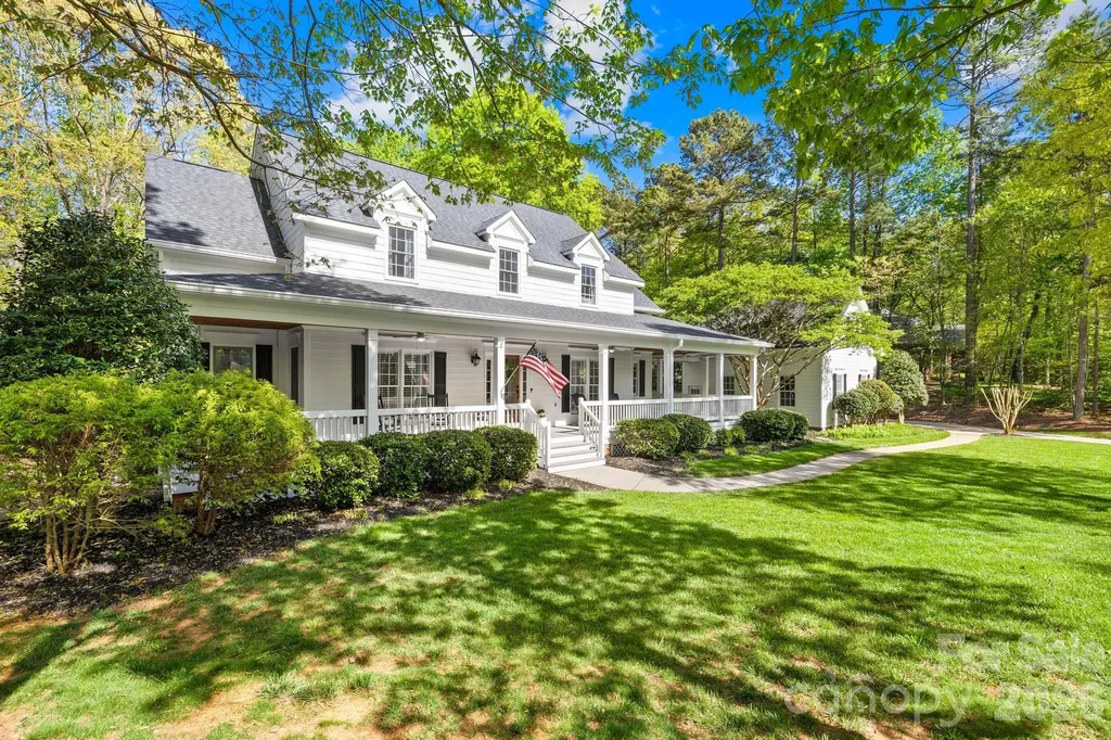 8830 Bluestone Bay Court Sherrills Ford NC 28673