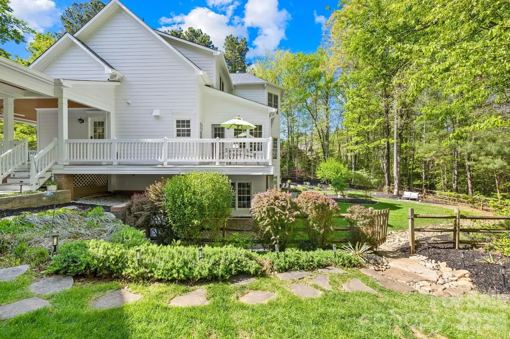 8830 Bluestone Bay Court Sherrills Ford NC 28673