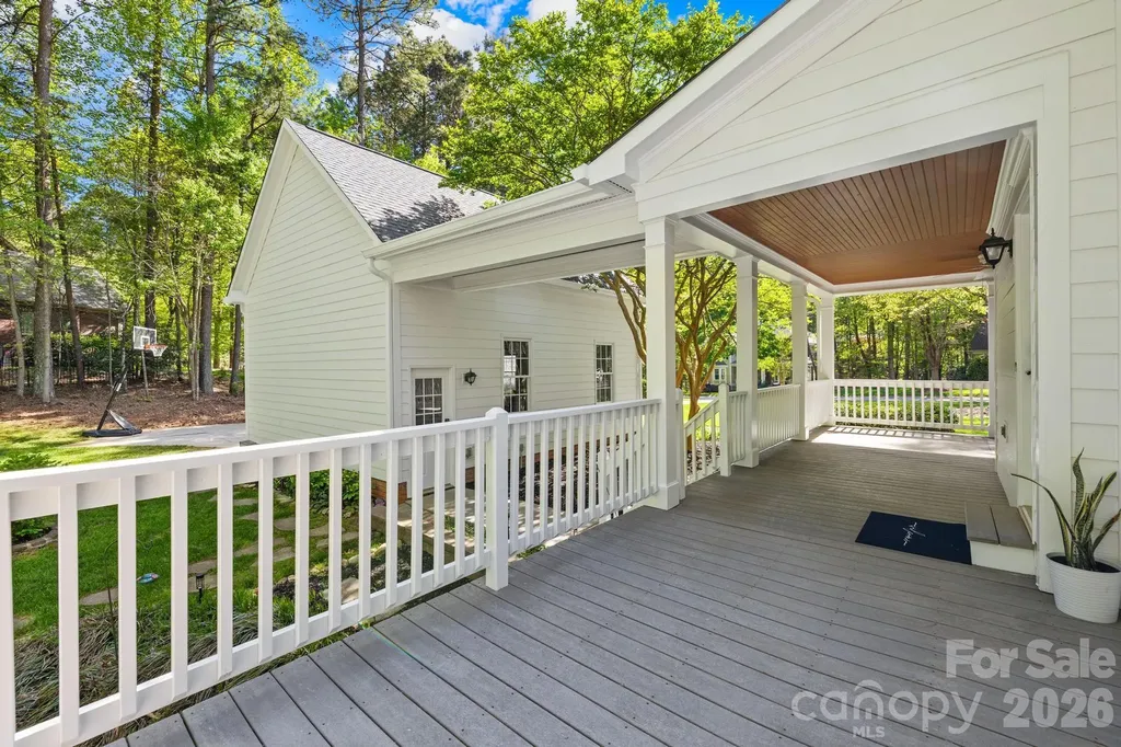 8830 Bluestone Bay Court Sherrills Ford NC 28673