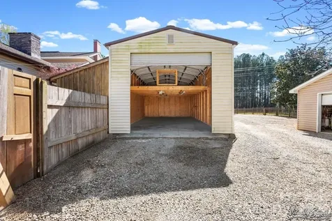1307 Oakridge Farm Highway Mooresville NC 28115