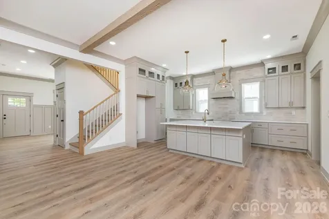 1617 Parson Street Charlotte NC 28205