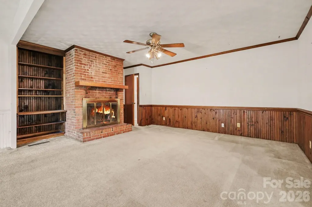 2627 Scarlet Circle Charlotte NC 28273