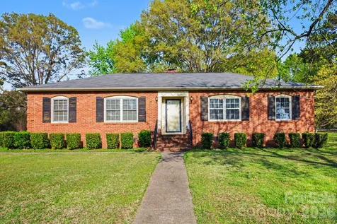 2627 Scarlet Circle Charlotte NC 28273