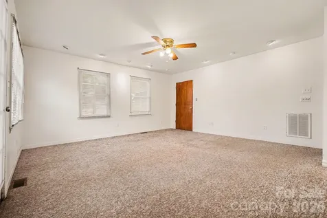 2627 Scarlet Circle Charlotte NC 28273