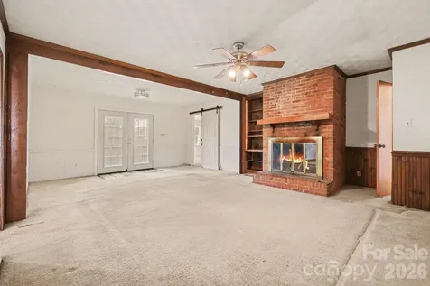 2627 Scarlet Circle Charlotte NC 28273