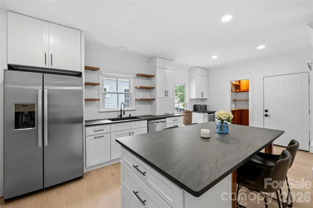 123 White Ash Drive E Asheville NC 28803