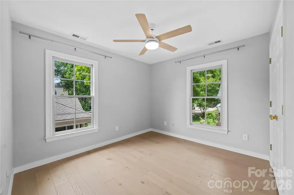 123 White Ash Drive E Asheville NC 28803
