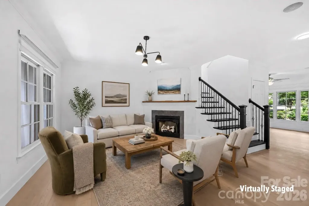 123 White Ash Drive E Asheville NC 28803