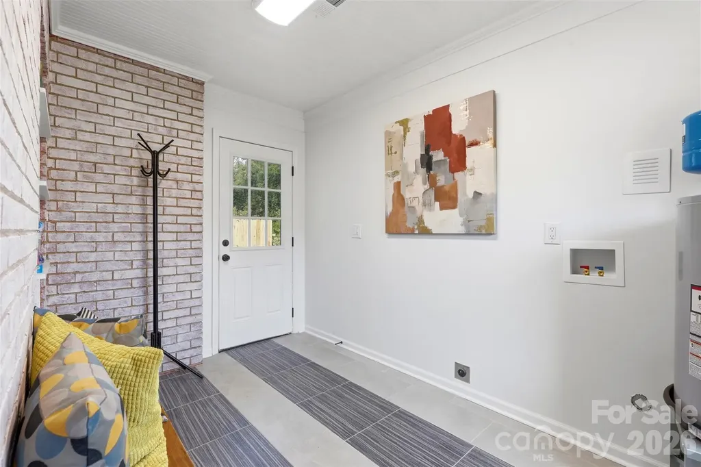 2414 Belfast Drive Charlotte NC 28208