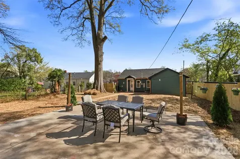 2414 Belfast Drive Charlotte NC 28208