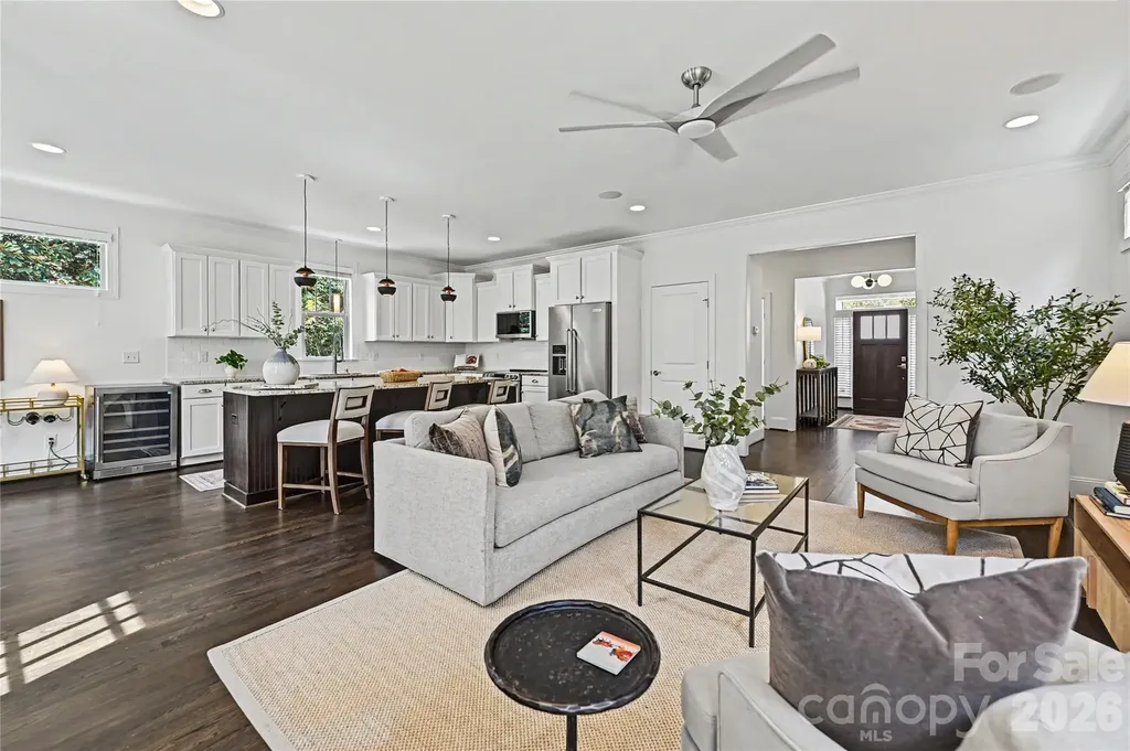 1102 Yale Place Charlotte NC 28209