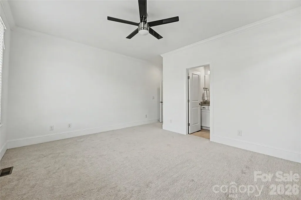 1102 Yale Place Charlotte NC 28209