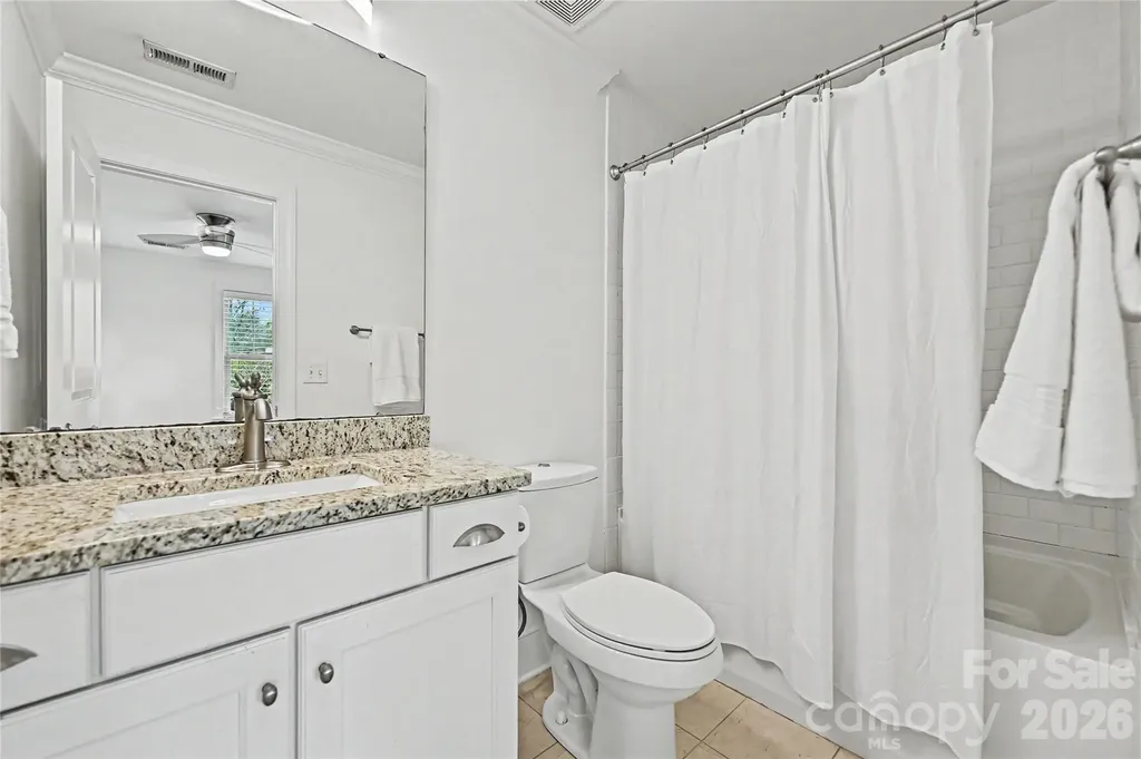 1102 Yale Place Charlotte NC 28209