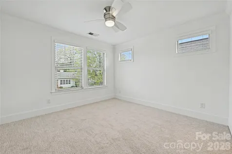 1102 Yale Place Charlotte NC 28209