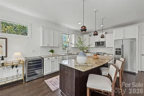 1102 Yale Place Charlotte NC 28209