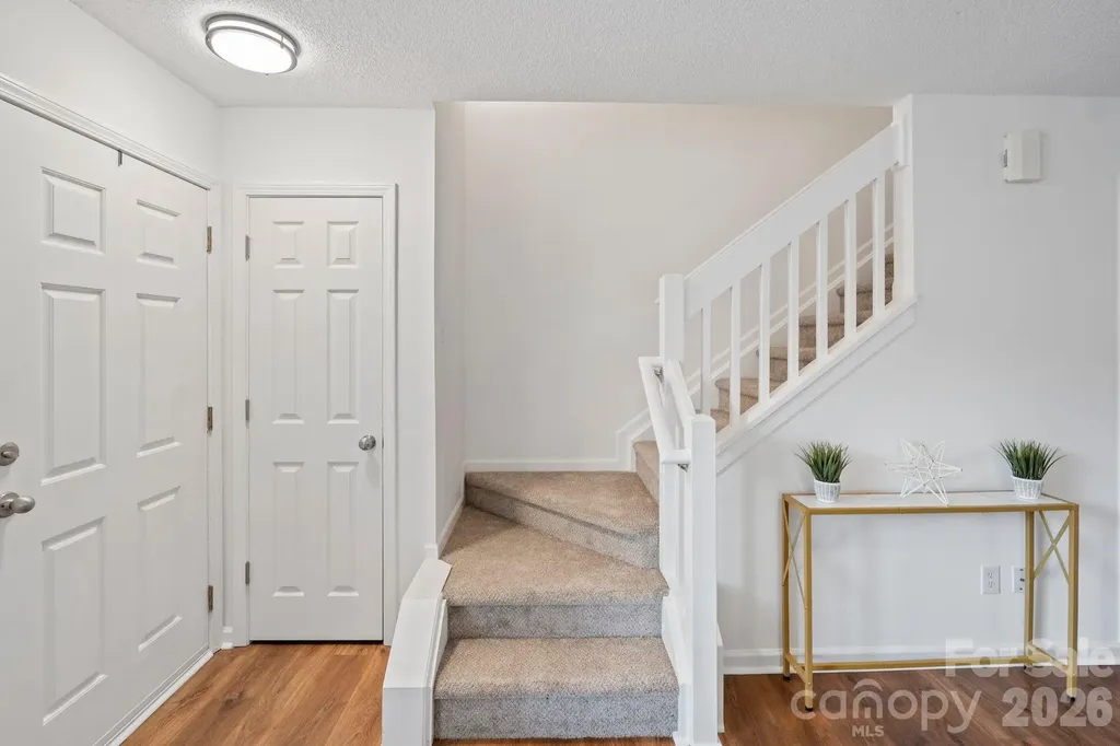 12318 Hennigan Place Lane Charlotte NC 28214