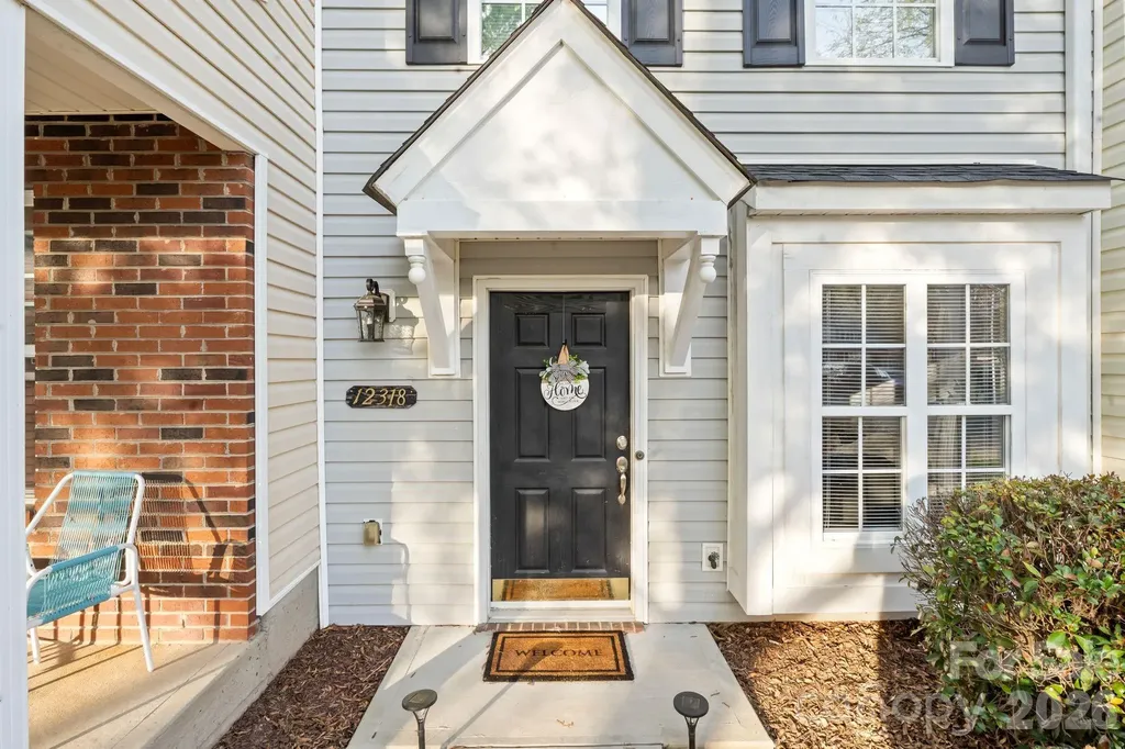 12318 Hennigan Place Lane Charlotte NC 28214