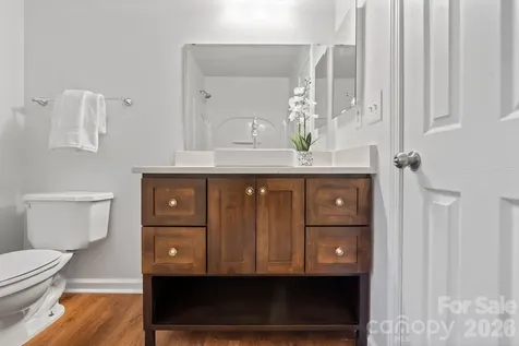 12318 Hennigan Place Lane Charlotte NC 28214