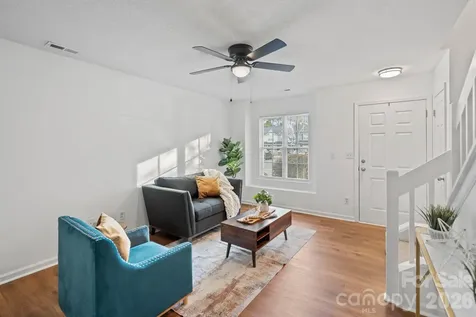 12318 Hennigan Place Lane Charlotte NC 28214