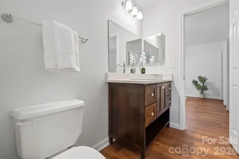 12318 Hennigan Place Lane Charlotte NC 28214