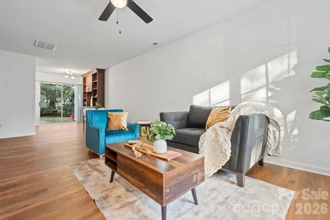 12318 Hennigan Place Lane Charlotte NC 28214