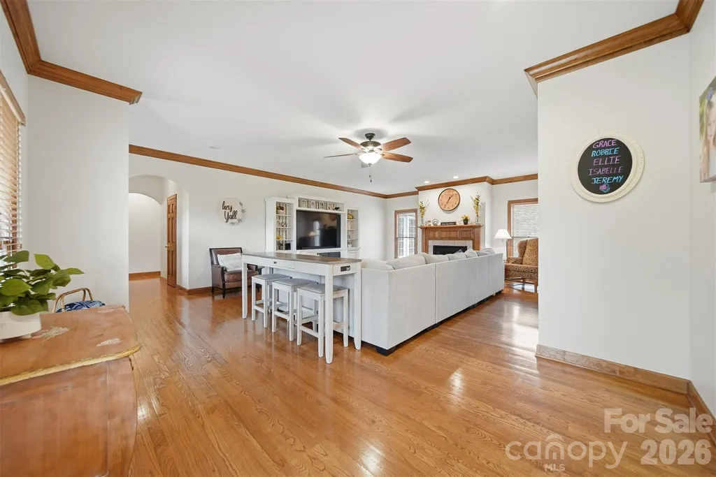 3330 Shamrock Heights Hudson NC 28638