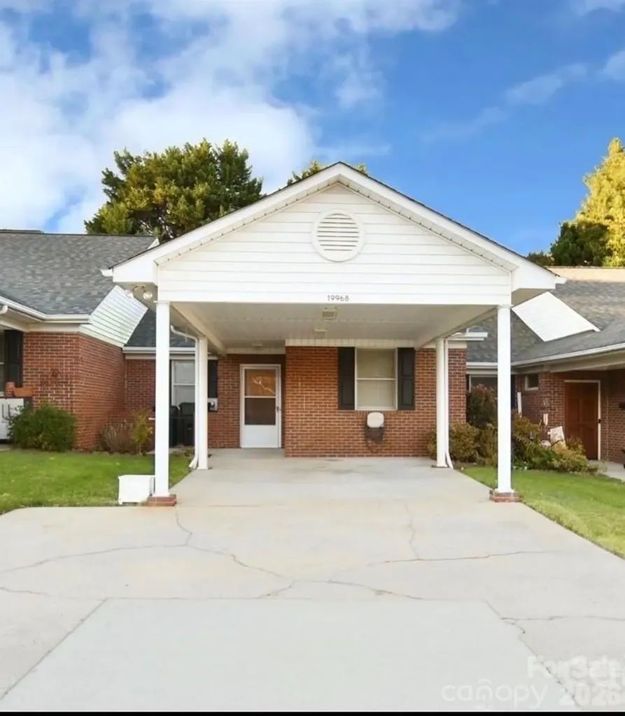 19968 Oak Leaf Circle Cornelius NC 28031