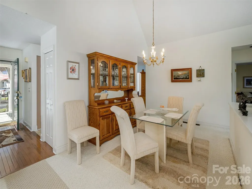 206 Black Oak Lane Hendersonville NC 28791