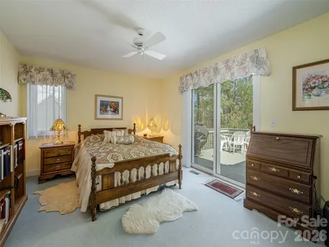 206 Black Oak Lane Hendersonville NC 28791