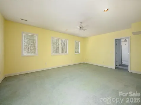 206 Black Oak Lane Hendersonville NC 28791