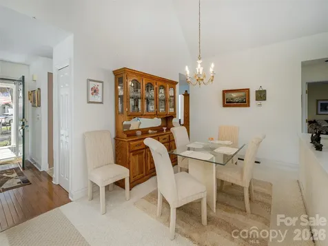 206 Black Oak Lane Hendersonville NC 28791