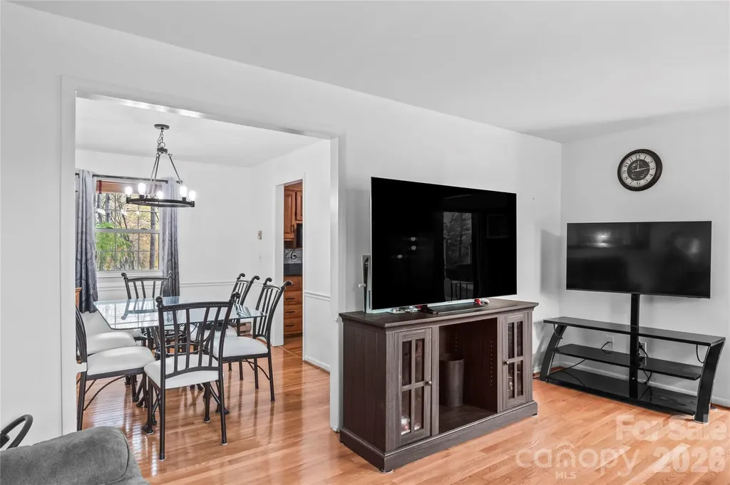 218 Misty Court King NC 27021