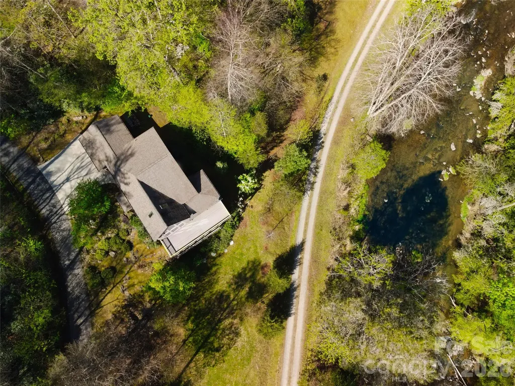 48 Back River Trail Marshall NC 28753