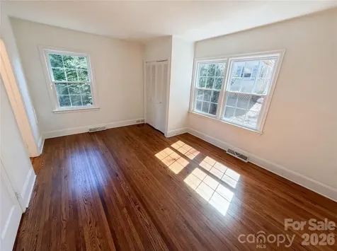 4467 Woodlark Lane Charlotte NC 28211