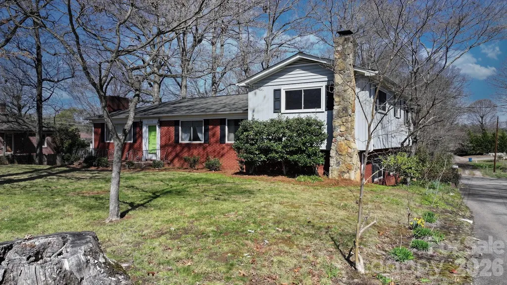 3335 25th Avenue NE Hickory NC 28601