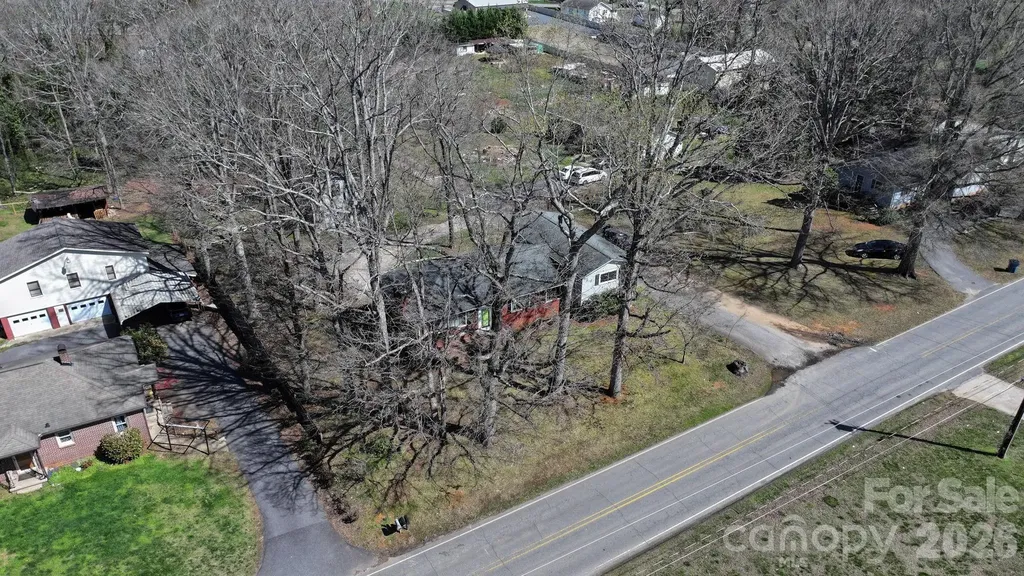 3335 25th Avenue NE Hickory NC 28601