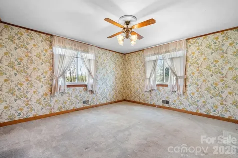 3335 25th Avenue NE Hickory NC 28601