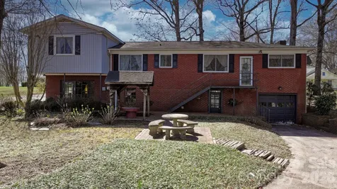 3335 25th Avenue NE Hickory NC 28601