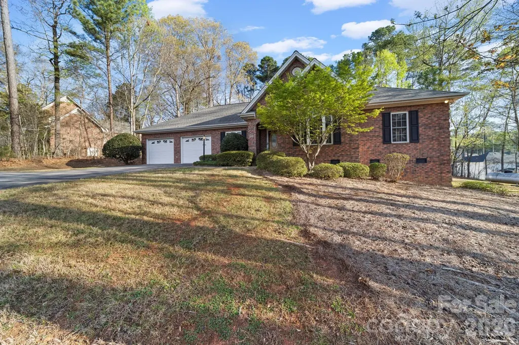2910 Noritake Trail Albemarle NC 28001