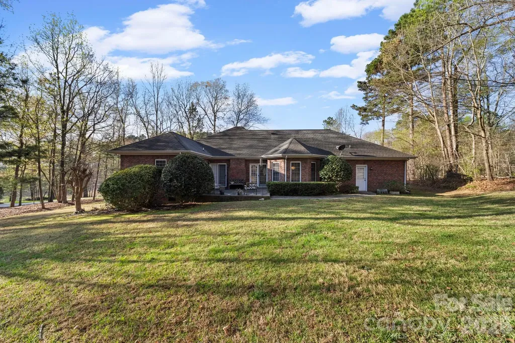 2910 Noritake Trail Albemarle NC 28001