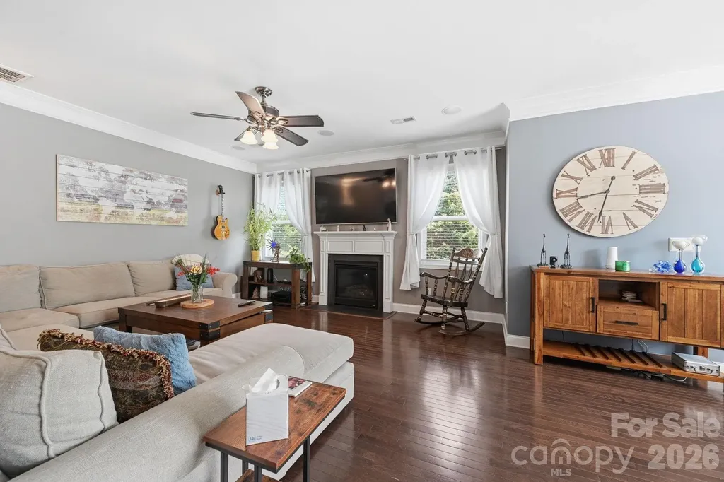 5041 El Molino Drive Charlotte NC 28214
