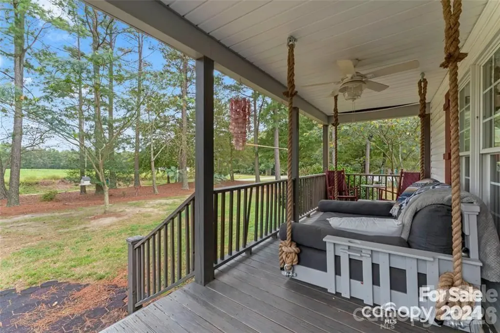 10560 Lake Royalle Road Spring Hope NC 27882