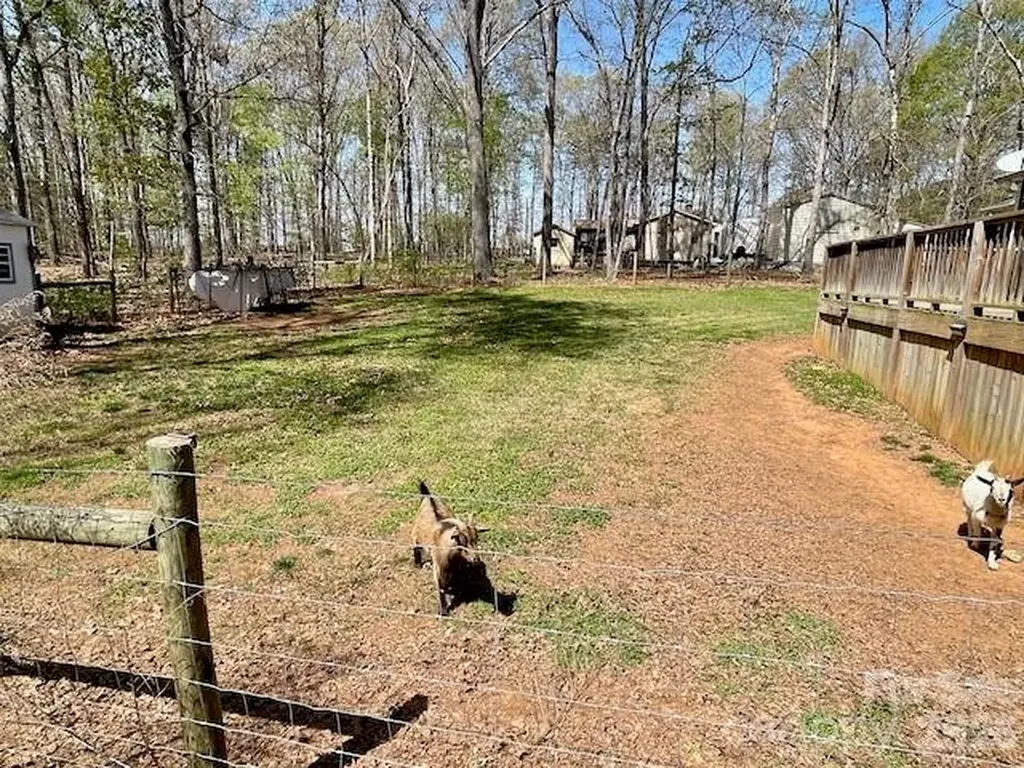 122 John Adam Lane Statesville NC 28625
