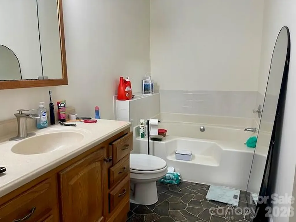 122 John Adam Lane Statesville NC 28625