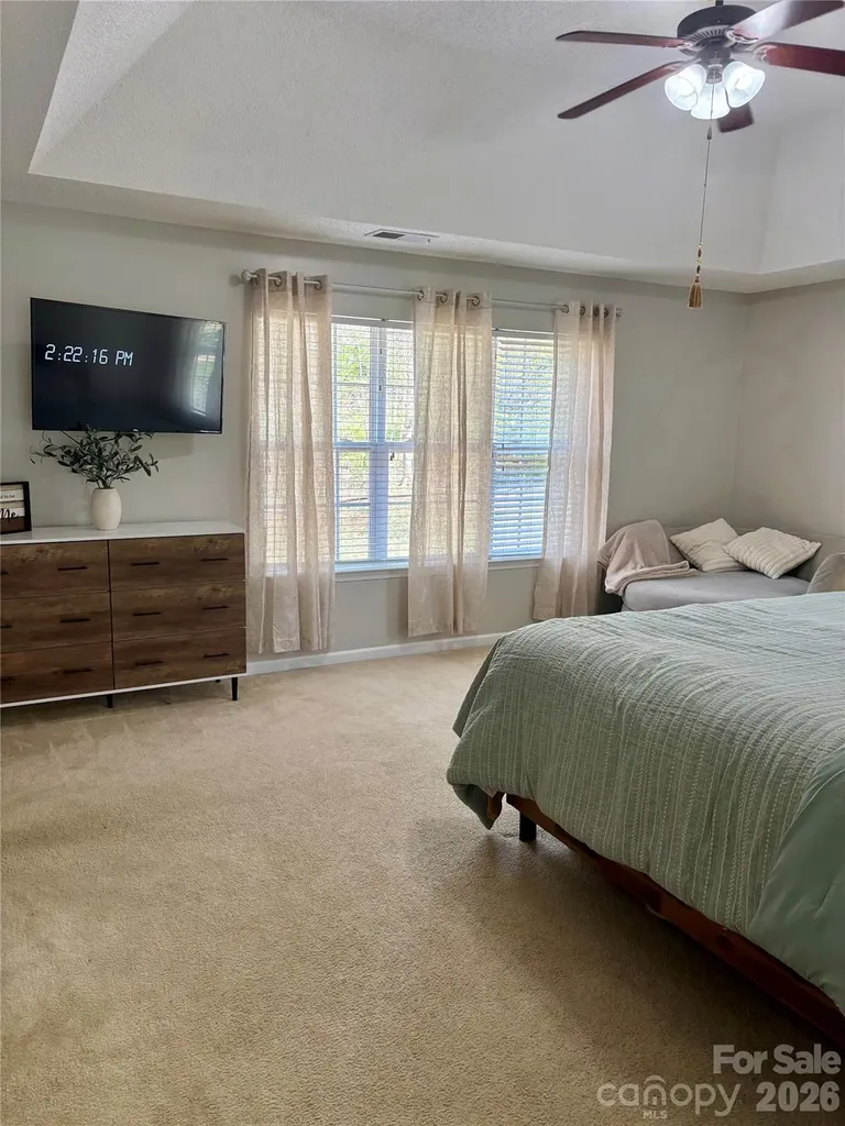 5367 Harvest Hill Drive Harrisburg NC 28075