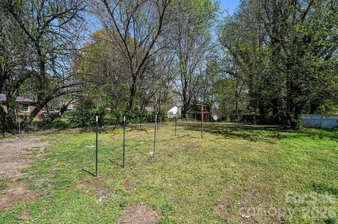 1210 Grady Street Salisbury NC 28144