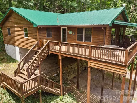 170 Mountain Farm Road Burnsville NC 28714